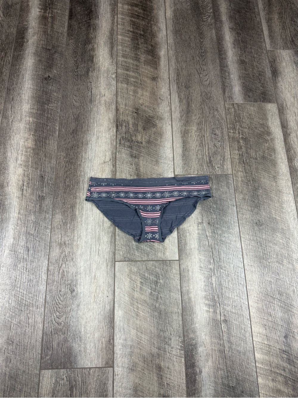VS Grey‎ Snowflake Hiphugger Underwear